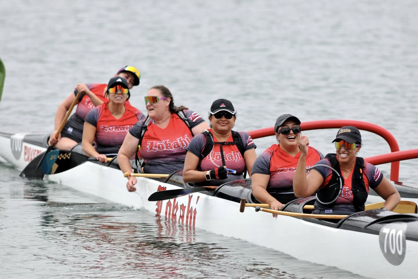 Lokahi paddling photo