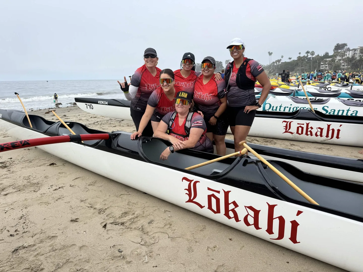 Lokahi paddling photo