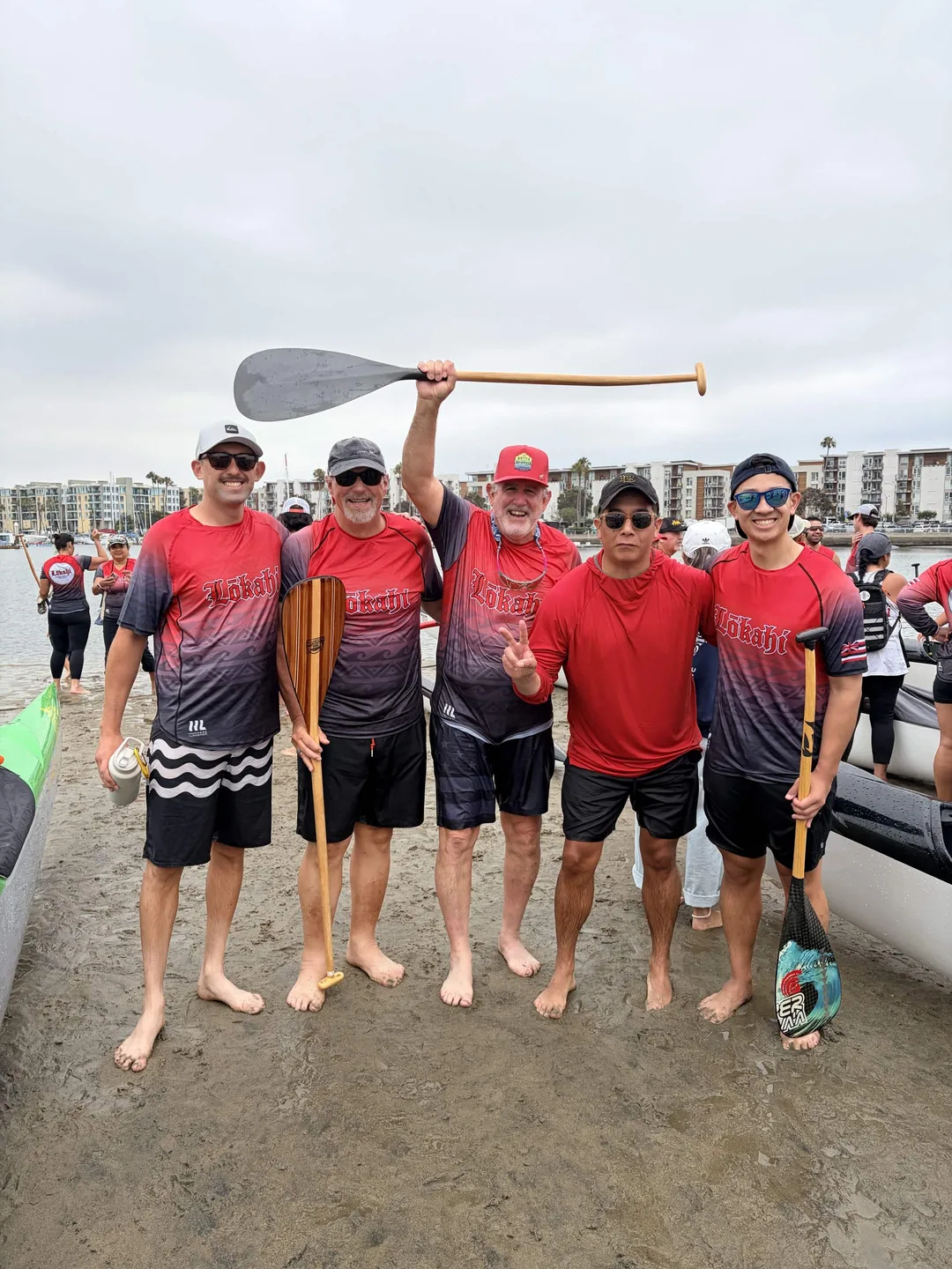 Lokahi paddling photo