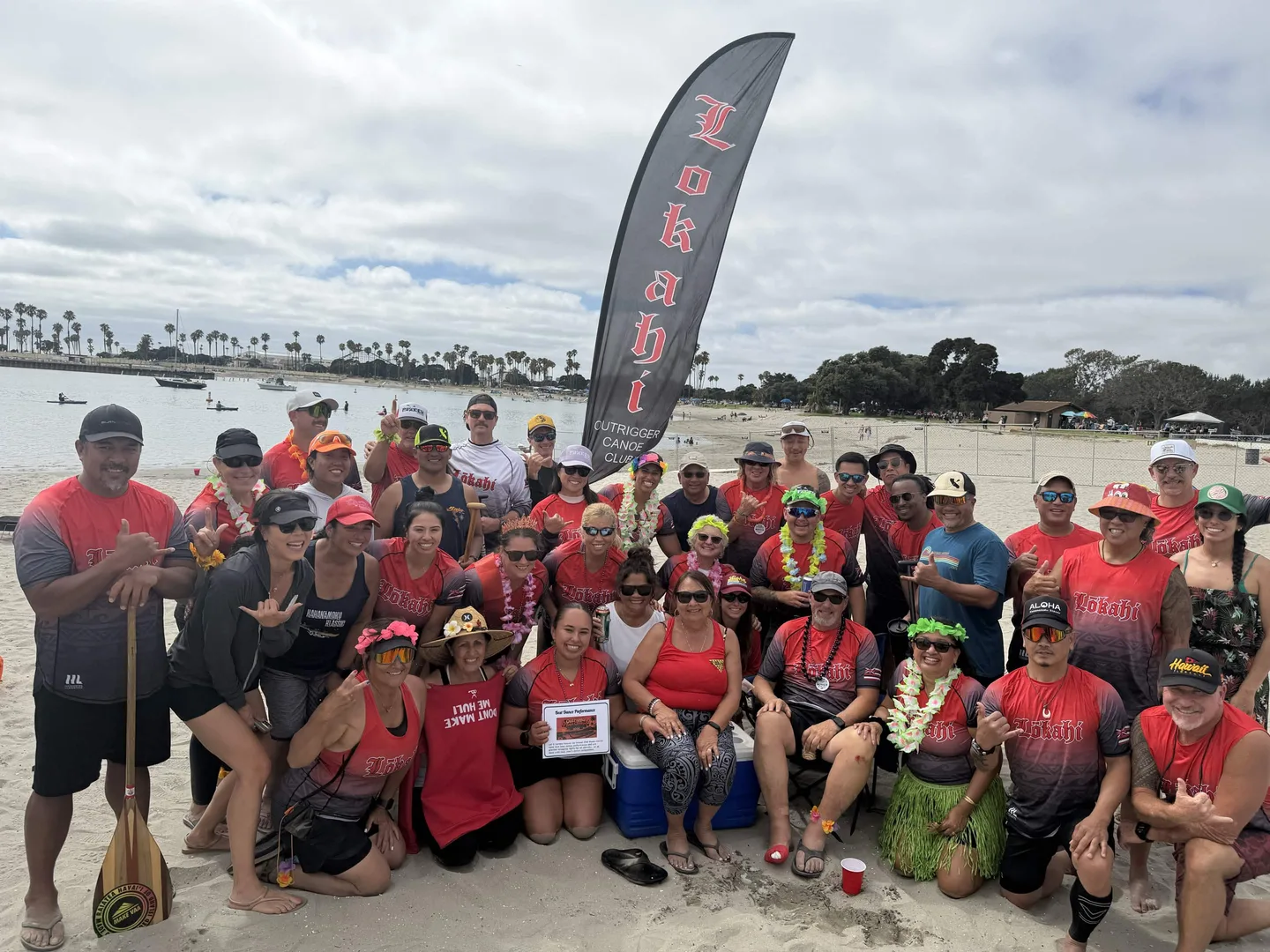 Lokahi paddling photo